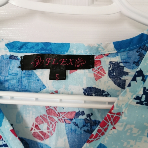 Scrub top - Picture 2 of 3